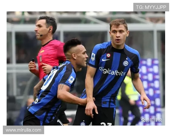 都灵对阵国际米兰：西蒙尼亚当斯首发图拉姆巴雷拉出战